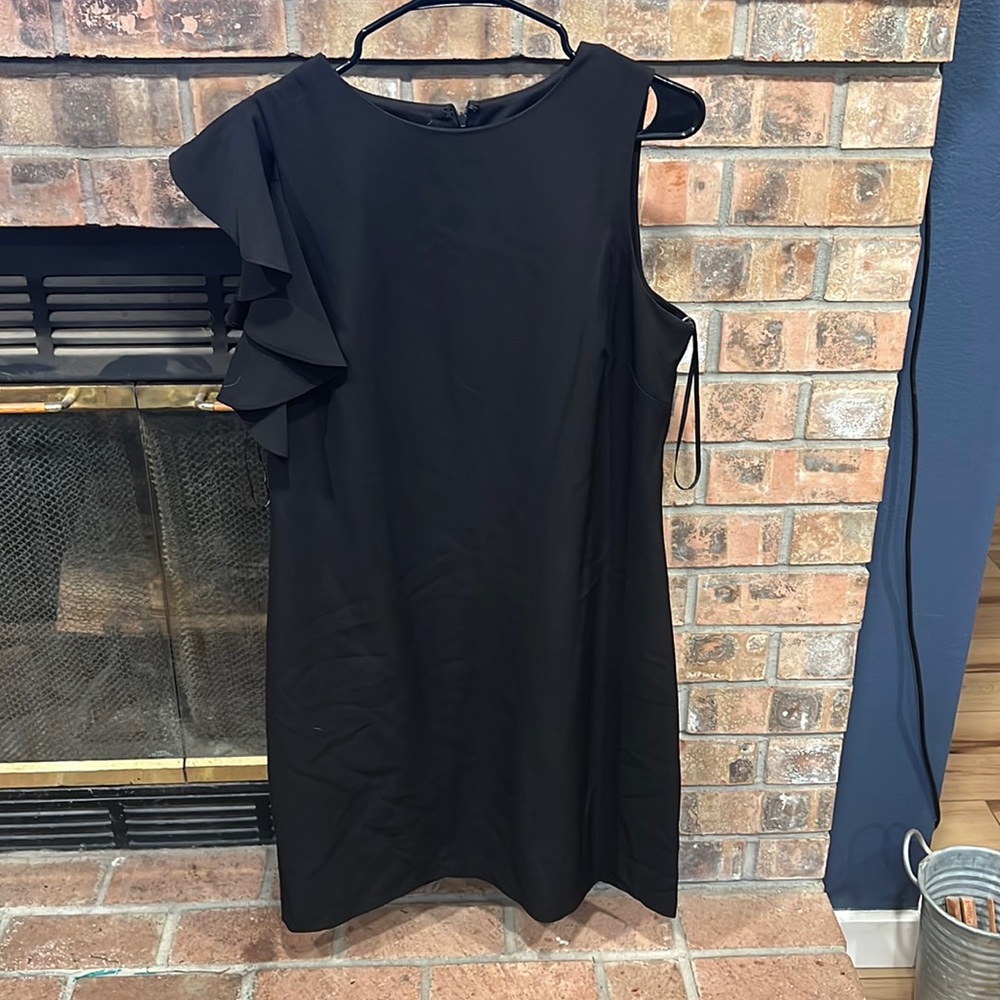 Julia Jordan Black Dress